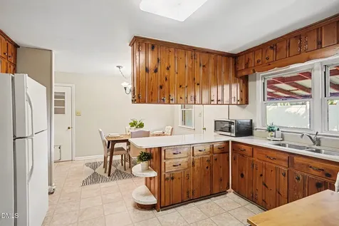 1205 Lakeside Drive Garner NC 27529