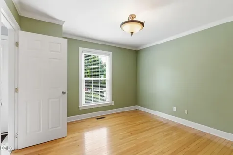 3218 Oak Grove Circle Raleigh NC 27607