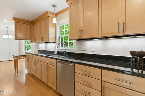 3218 Oak Grove Circle Raleigh NC 27607