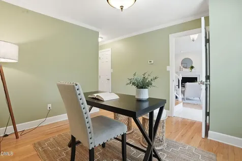 3218 Oak Grove Circle Raleigh NC 27607
