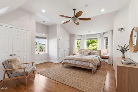 3218 Oak Grove Circle Raleigh NC 27607