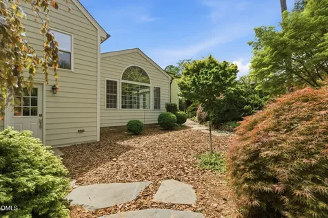 3218 Oak Grove Circle Raleigh NC 27607