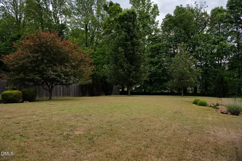 624 Collington Drive Mebane NC 27302