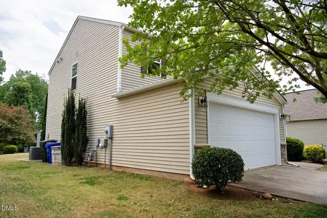 624 Collington Drive Mebane NC 27302