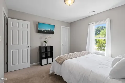 150 Brett Circle Benson NC 27504