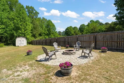 150 Brett Circle Benson NC 27504