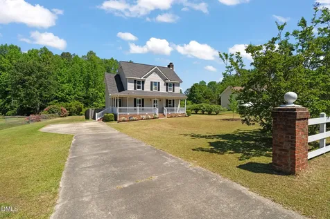 150 Brett Circle Benson NC 27504