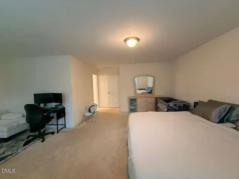 735 Lampwick Lane Cary NC 27513