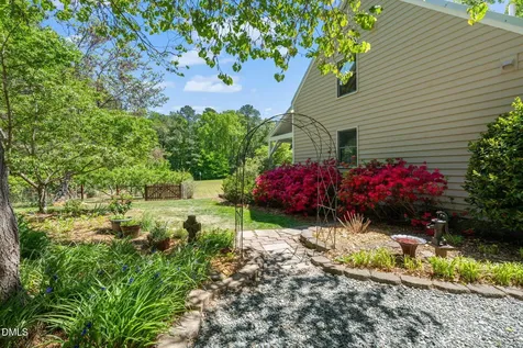 241 Windsor Road Chapel Hill NC 27516
