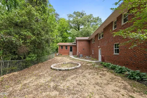 614 Ridgeway Drive Burlington NC 27217
