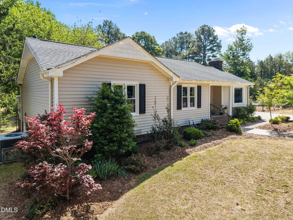 1317 Broken Branch Court Raleigh NC 27610