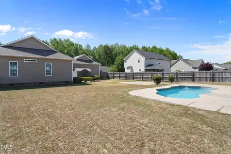 116B Willa Chase Court Benson NC 27504