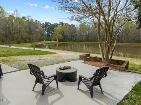 154 Hoyle Lane Henderson NC 27537
