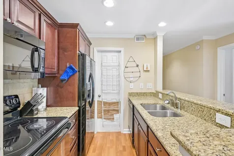 1010 Kingswood Drive Chapel Hill NC 27517