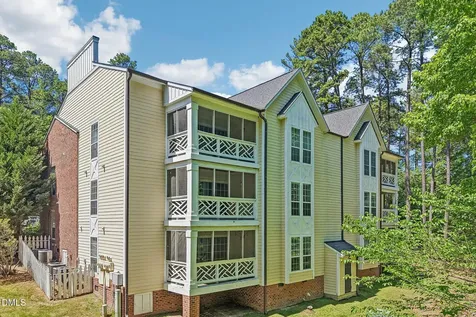 1010 Kingswood Drive Chapel Hill NC 27517