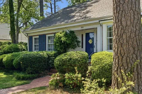 806 S 1st Street Smithfield NC 27577