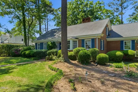 806 S 1st Street Smithfield NC 27577