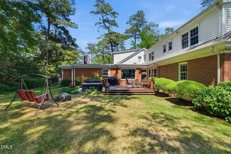 806 S 1st Street Smithfield NC 27577