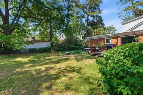 806 S 1st Street Smithfield NC 27577