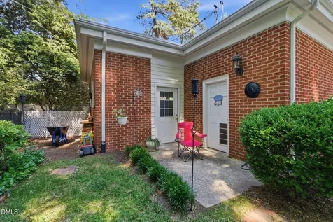 806 S 1st Street Smithfield NC 27577