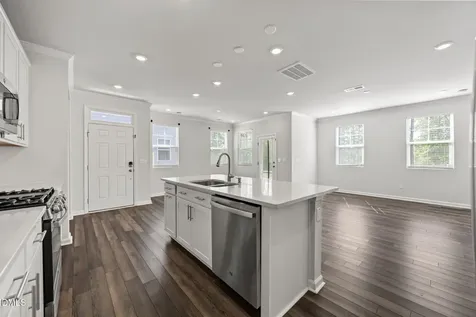 1814 Alpine Summer Lane Apex NC 27502