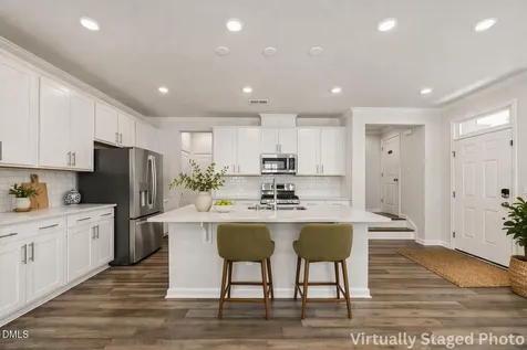 1814 Alpine Summer Lane Apex NC 27502