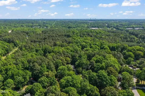 107 Thornewood Drive Cary NC 27518