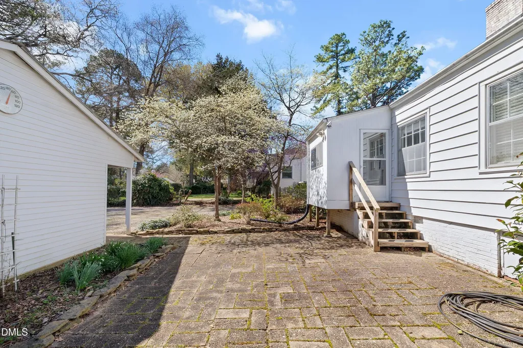 2728 Anderson Drive Raleigh NC 27608