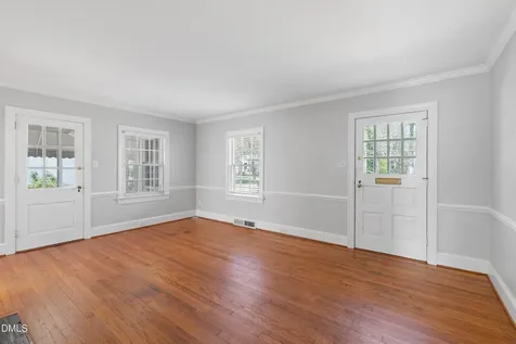 2728 Anderson Drive Raleigh NC 27608