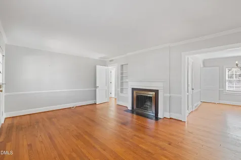 2728 Anderson Drive Raleigh NC 27608