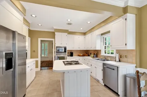 2733 Toxey Drive Raleigh NC 27609