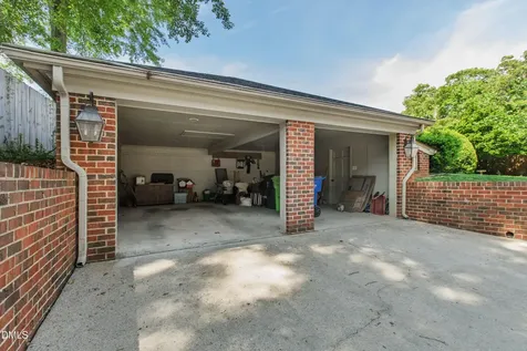 2733 Toxey Drive Raleigh NC 27609