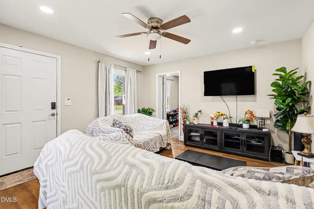 518 E Townsend Street Dunn NC 28334