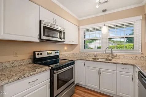 2744 Cottage Circle Raleigh NC 27613
