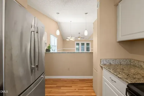 2744 Cottage Circle Raleigh NC 27613