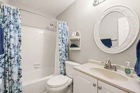 2744 Cottage Circle Raleigh NC 27613