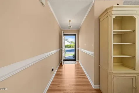2744 Cottage Circle Raleigh NC 27613