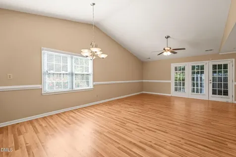 2744 Cottage Circle Raleigh NC 27613
