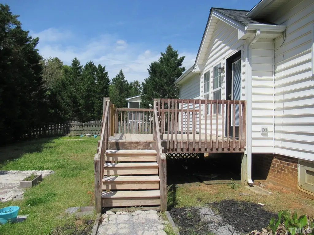 324 Springside Drive Holly Springs NC 27540