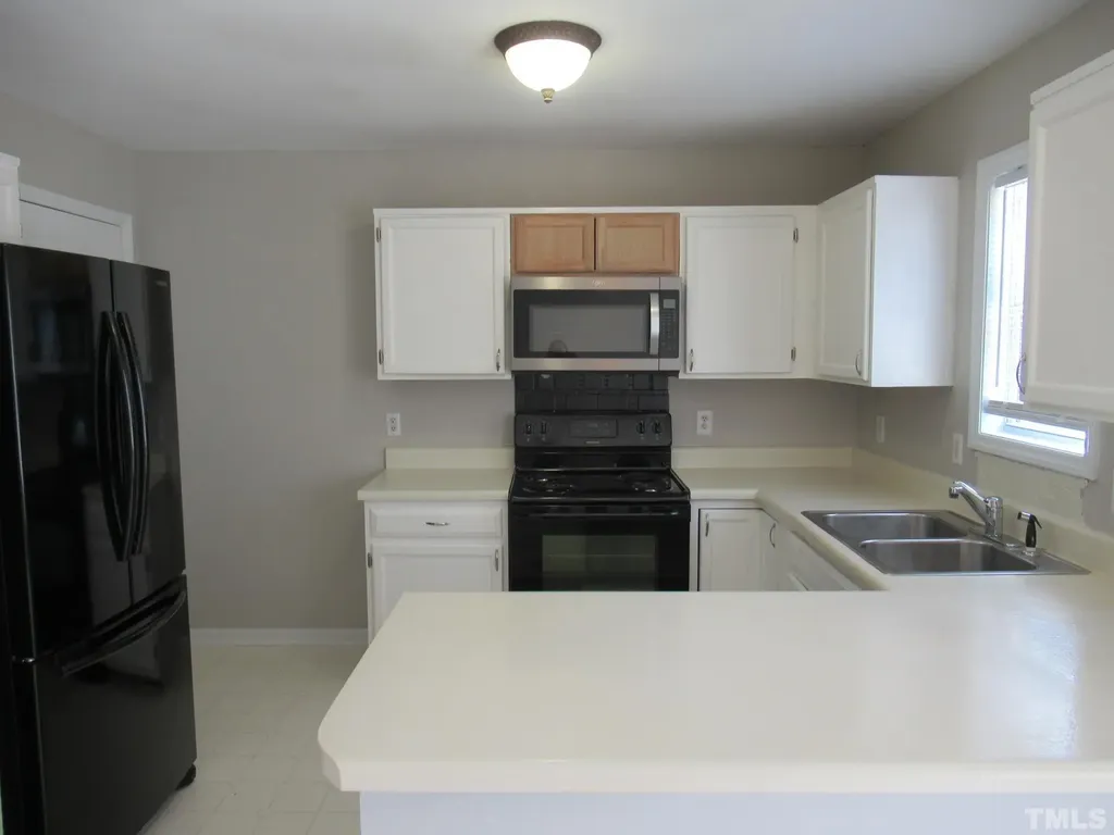 324 Springside Drive Holly Springs NC 27540