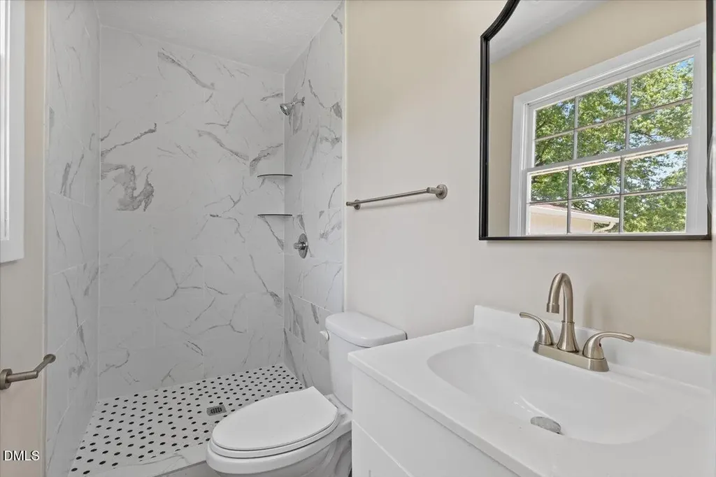 102 Queen Guenevere Trail Garner NC 27529