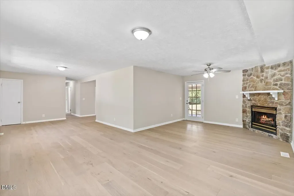 102 Queen Guenevere Trail Garner NC 27529
