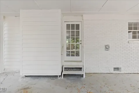 102 Queen Guenevere Trail Garner NC 27529