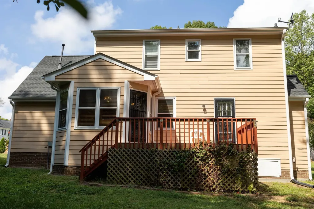 2704 Moorsfield Court Raleigh NC 27604