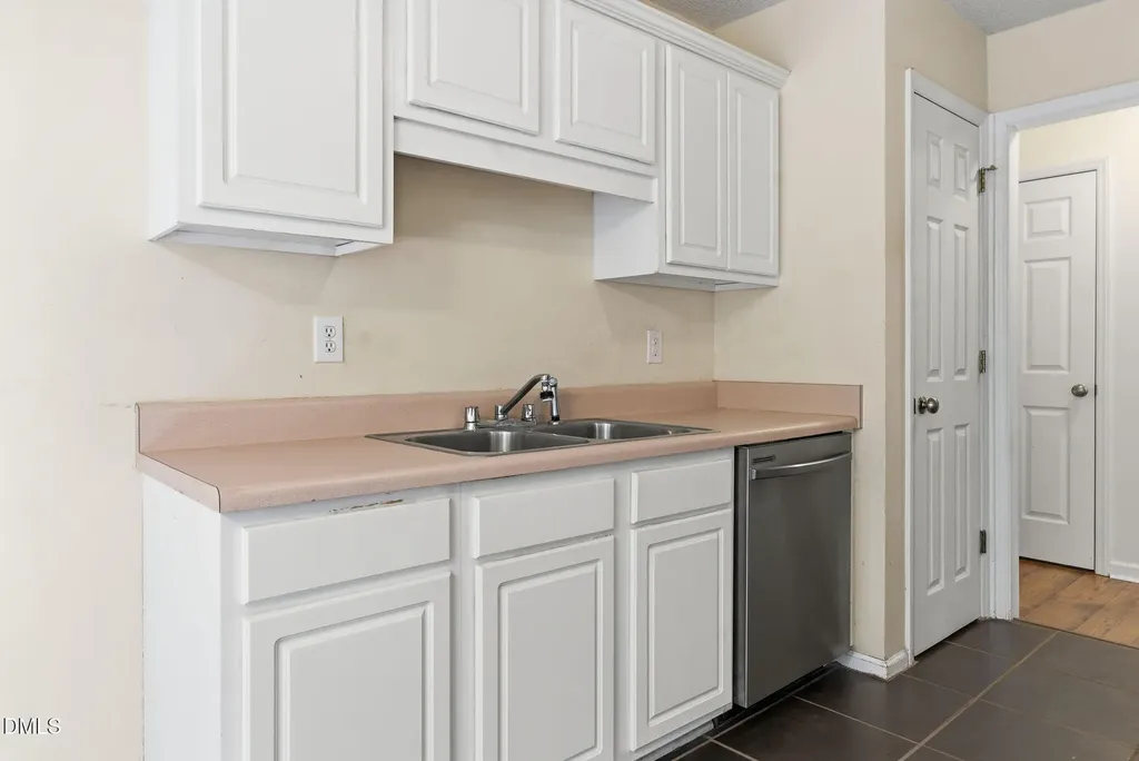 40 Glenda Lane Garner NC 27529