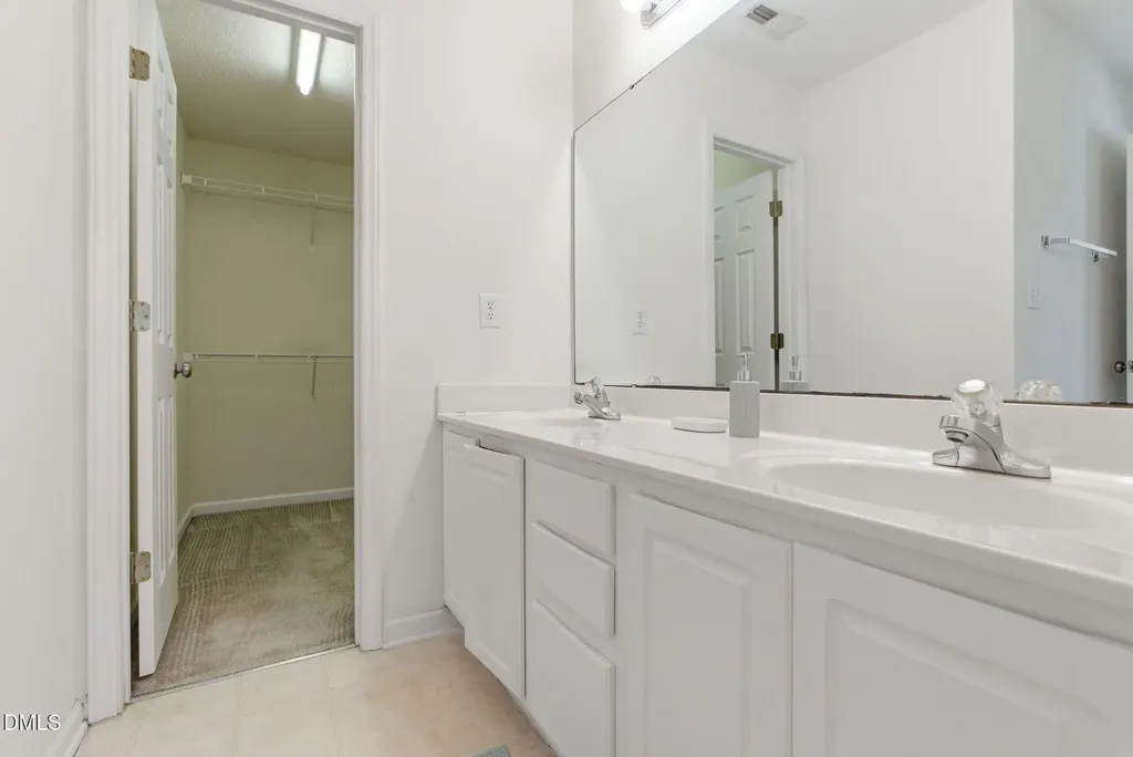 40 Glenda Lane Garner NC 27529