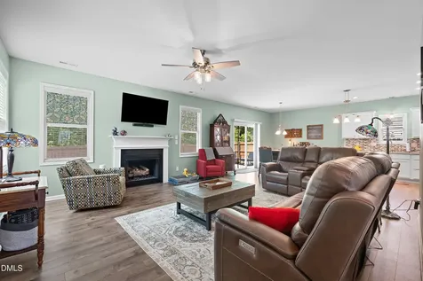196 Durwin Lane Clayton NC 27520
