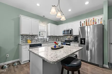 196 Durwin Lane Clayton NC 27520