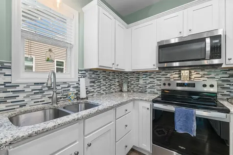 196 Durwin Lane Clayton NC 27520