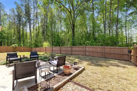 196 Durwin Lane Clayton NC 27520